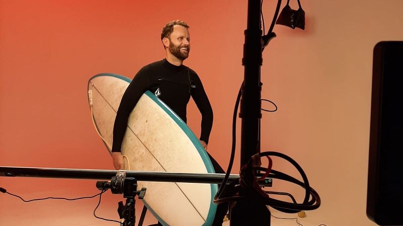 Ervaring met melanoom - het aangrijpende verhaal van surfer en huidheld Jasper