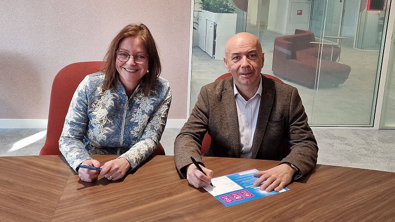 Centraal Bureau Drogisterijbedrijven tekent het Zonvenant - persbericht