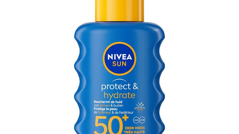 NIVEA SUN Protect & Hydrate Spray SPF50+ 200ml