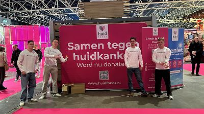 Zon, sneeuw en een gezonde huid: het Huidfonds op de Vakantiebeurs